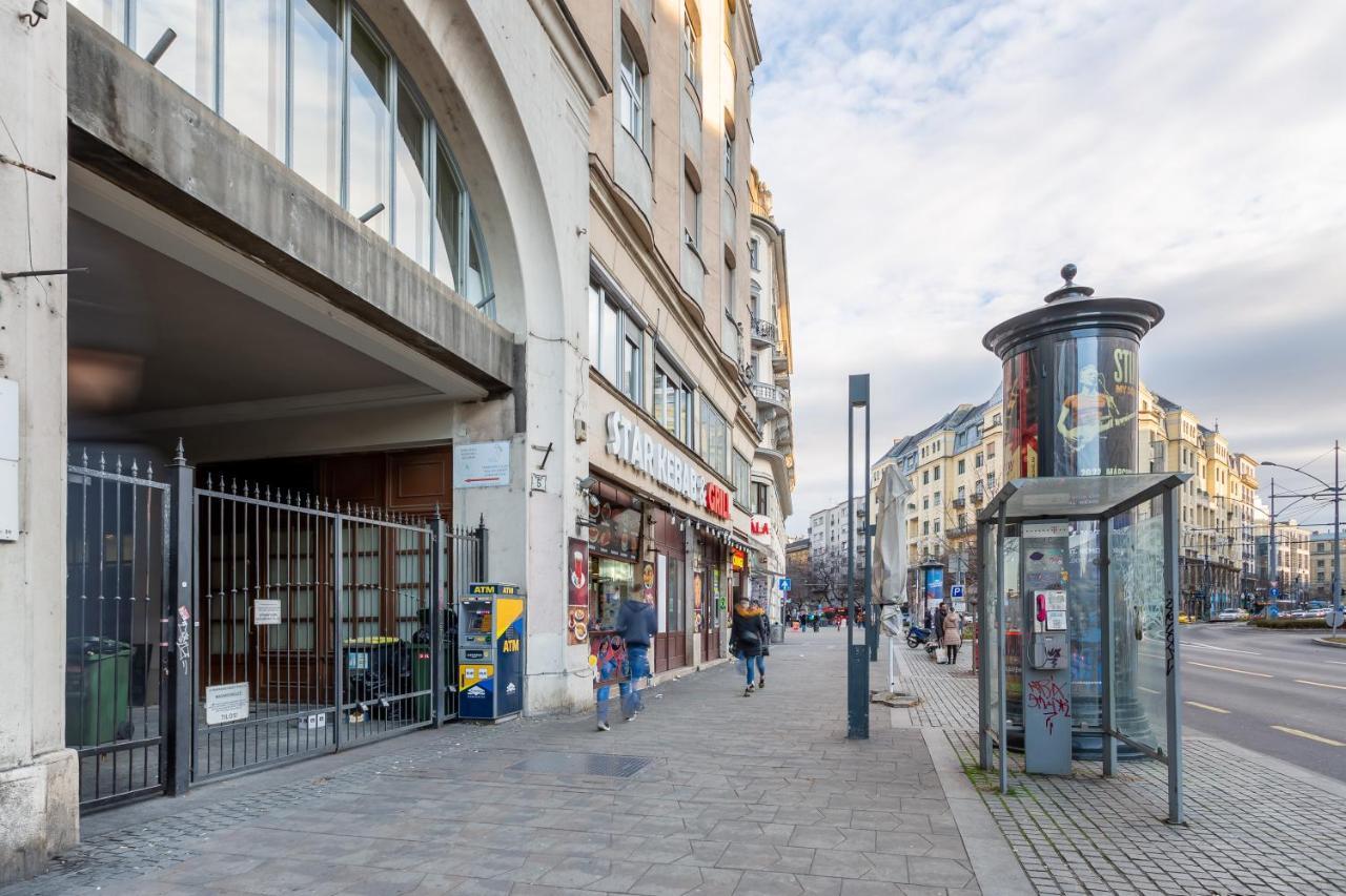 Central Avenue Apartment Budapest Esterno foto
