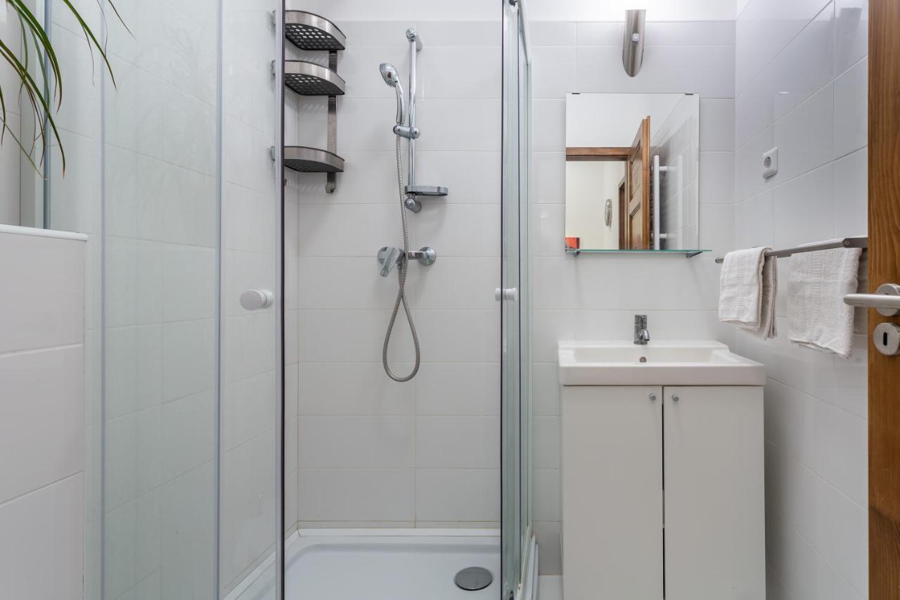 Central Avenue Apartment Budapest Esterno foto