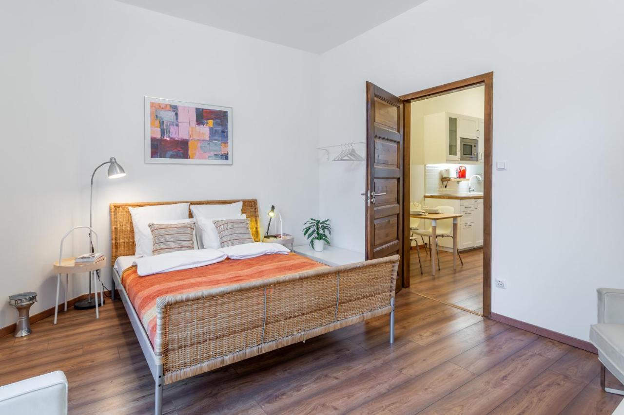 Central Avenue Apartment Budapest Esterno foto