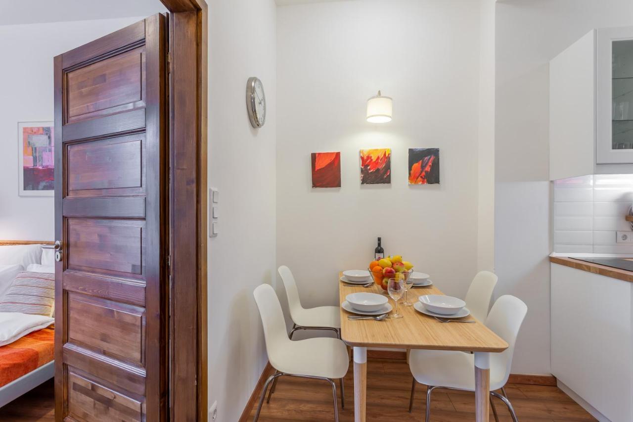 Central Avenue Apartment Budapest Esterno foto